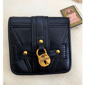 Nwt Juicy Couture Leather wallet